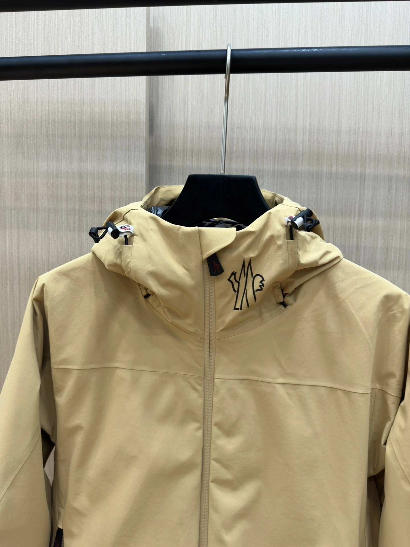 Durable Moncler Down Jackets 146258