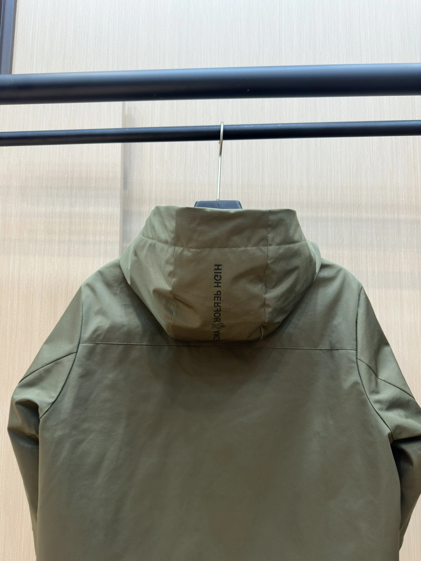 GoodFit Moncler Down Jackets 146250