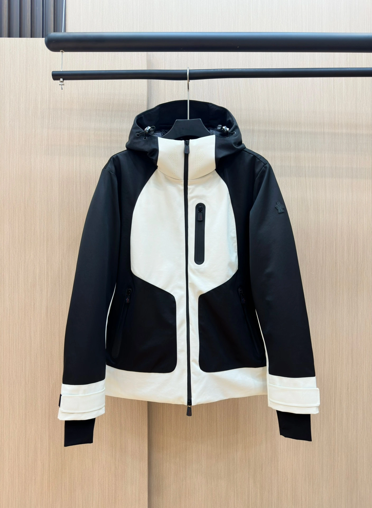 FastDry Moncler Down Jackets 146239