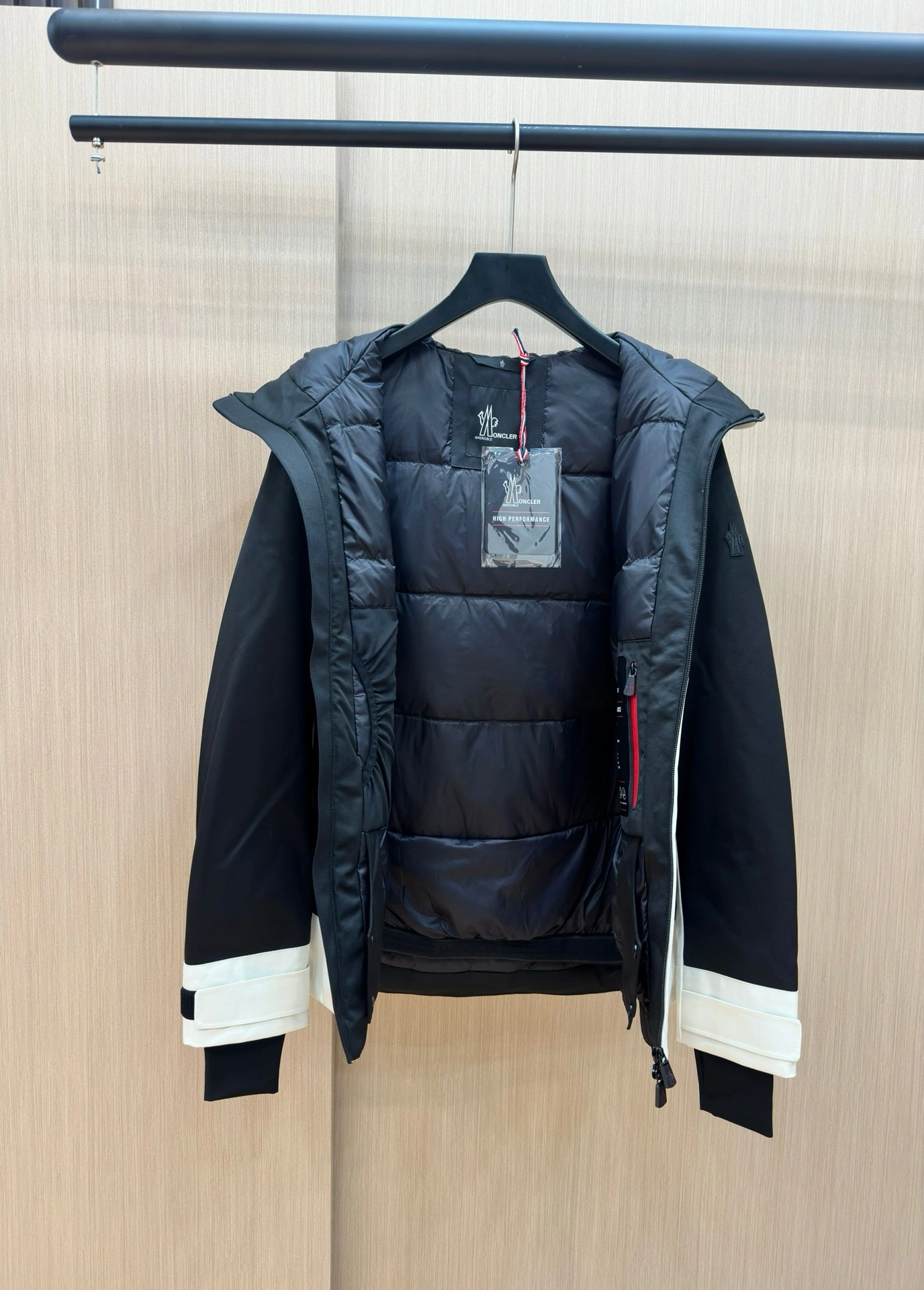 FastDry Moncler Down Jackets 146239