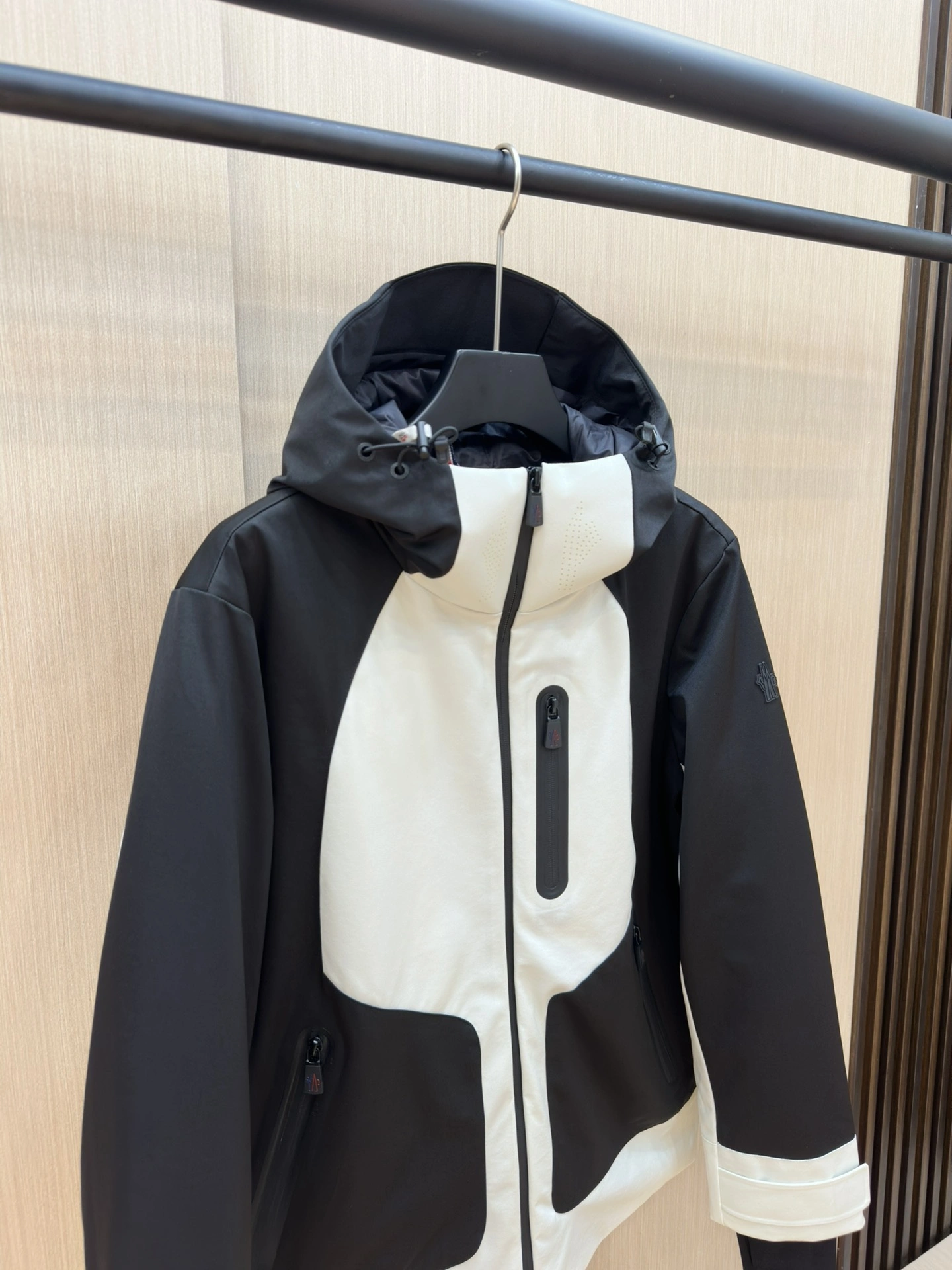 FastDry Moncler Down Jackets 146239