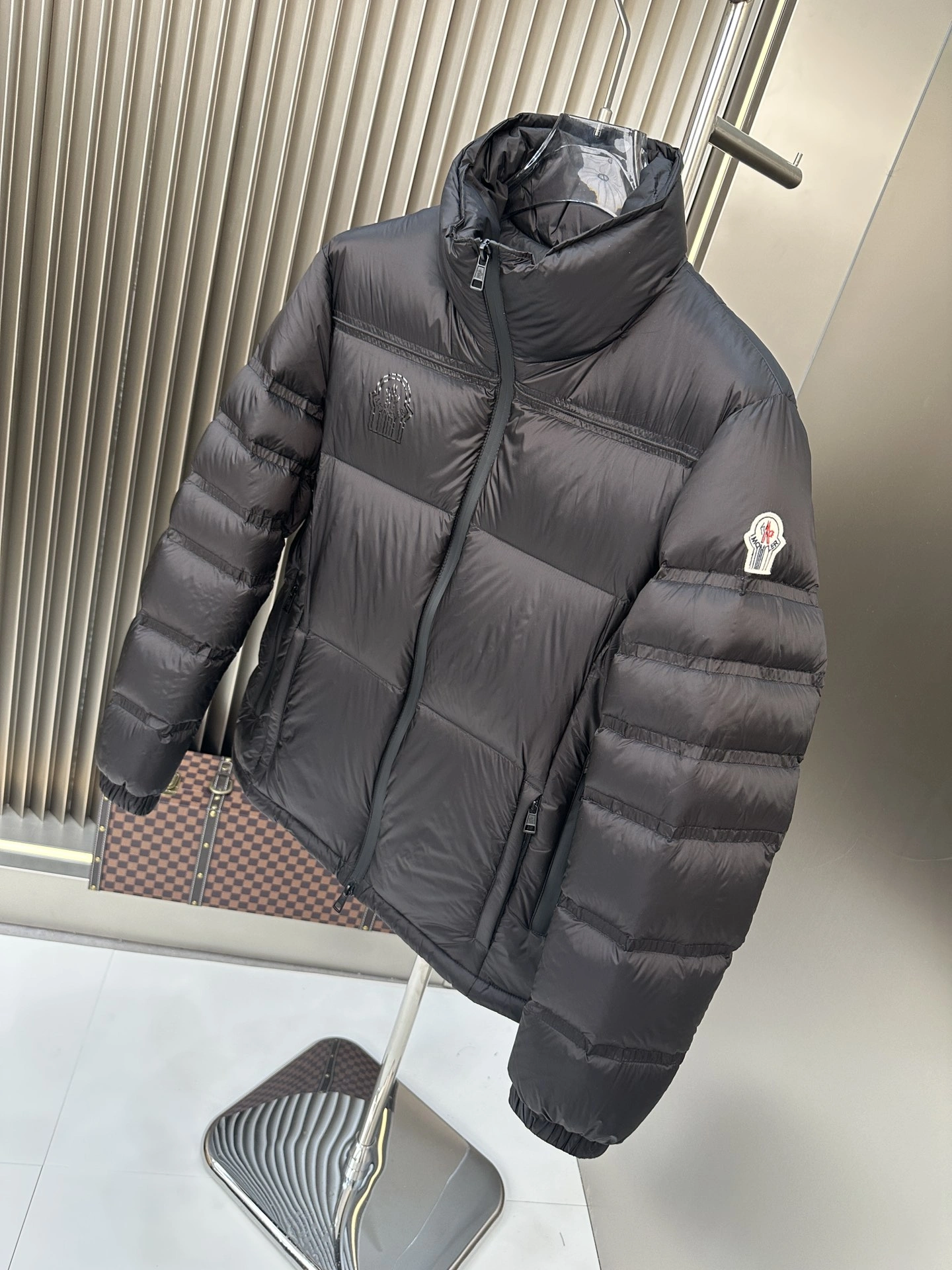 Breathable Moncler Down Jackets 146247