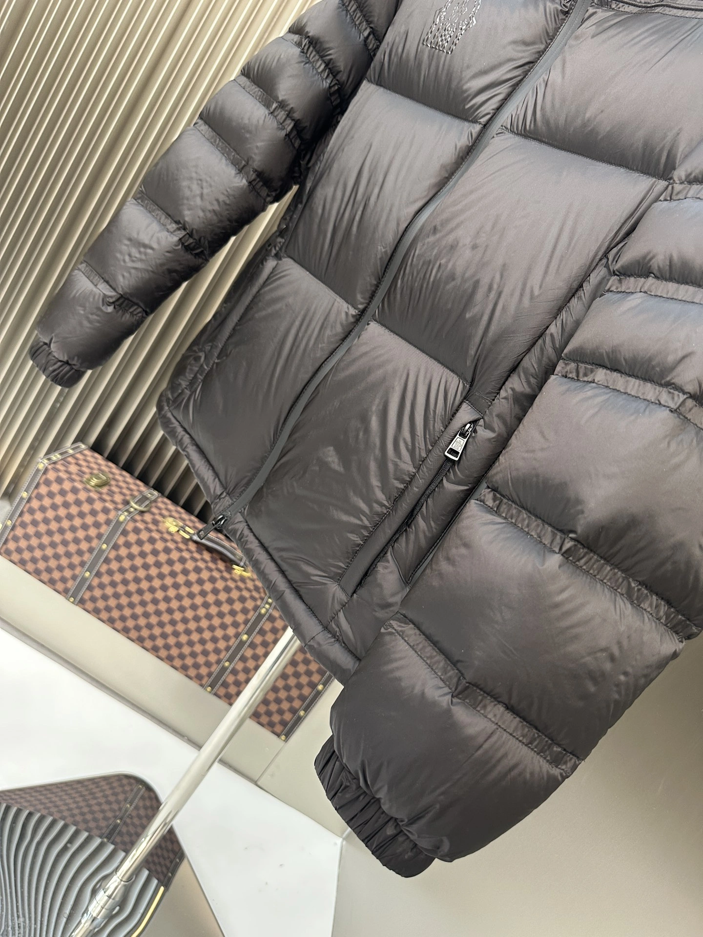 Breathable Moncler Down Jackets 146247