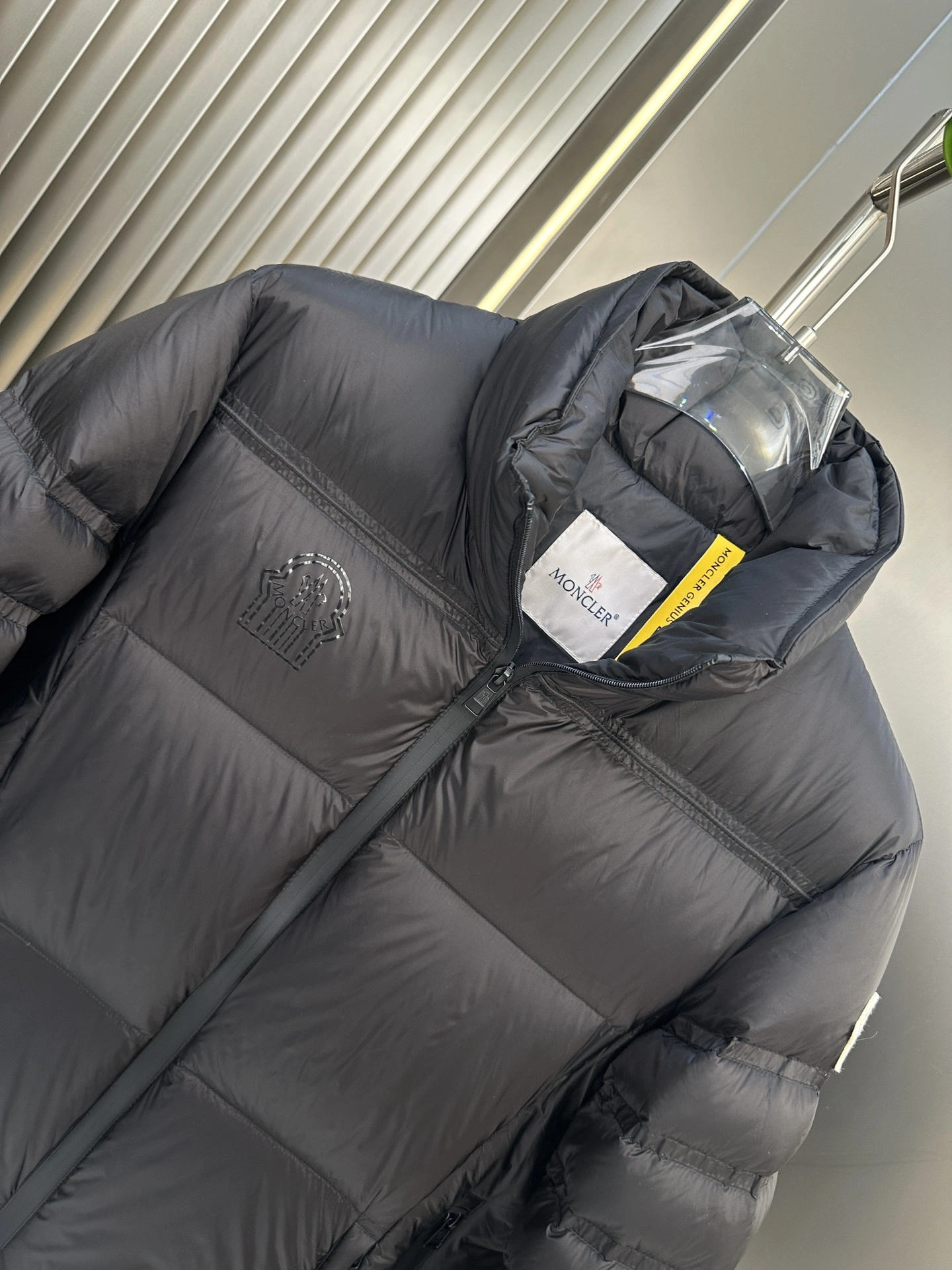 Breathable Moncler Down Jackets 146247