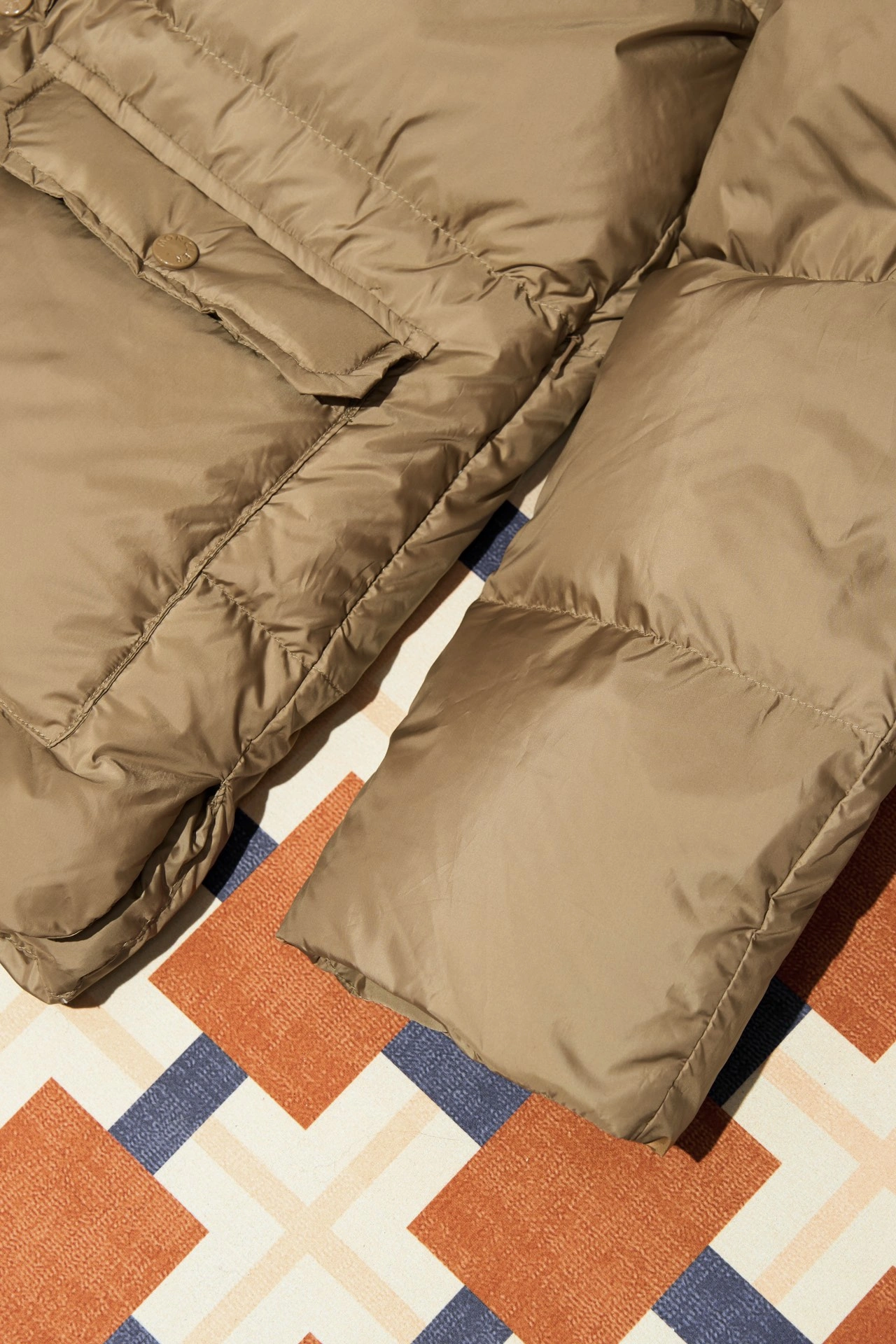 Moncler Down Jackets Bold 146241