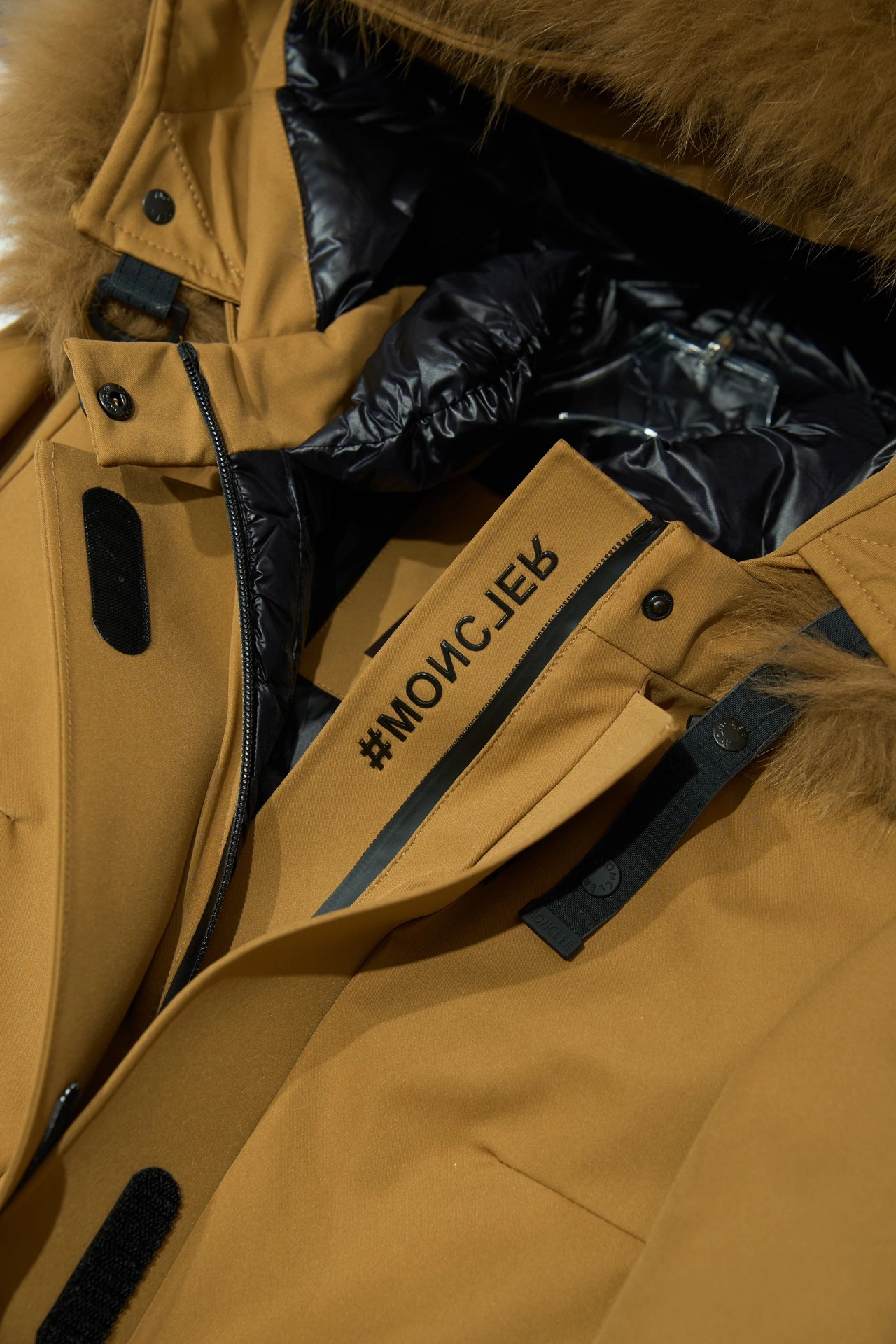 Moncler Down Jackets TopPick 146266
