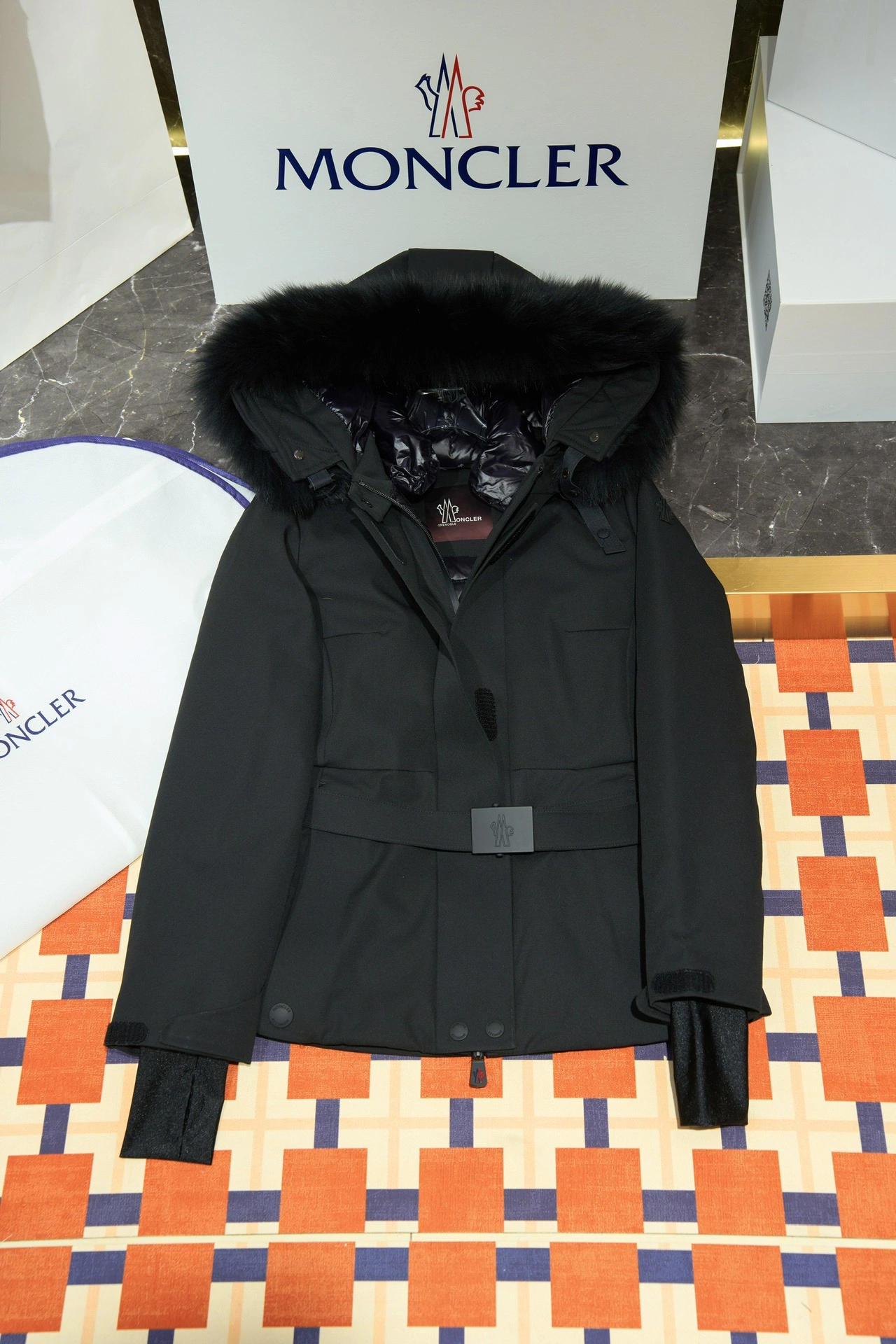 Breathable Moncler Down Jackets 146232