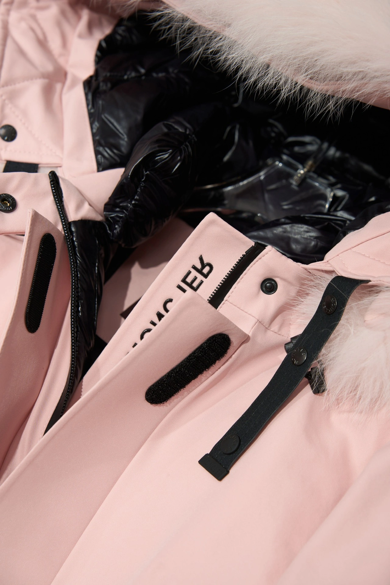 TimelessDesign Moncler Down Jackets 146233