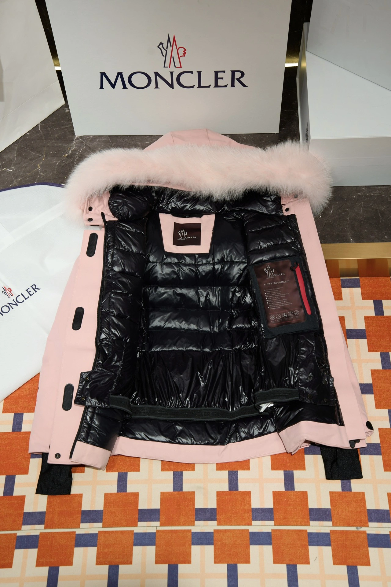 TimelessDesign Moncler Down Jackets 146233