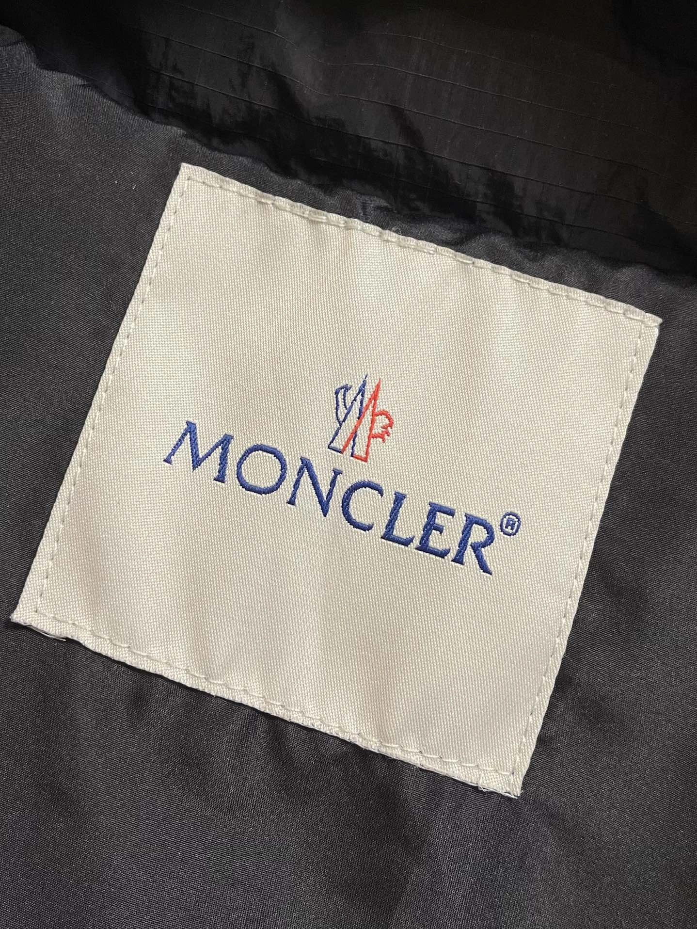 Versatile Moncler Down Jackets 146230