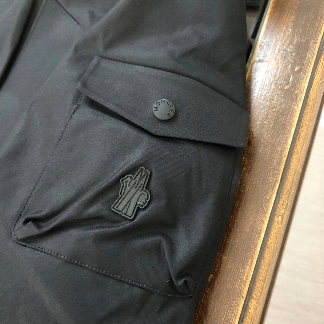 Moncler Down Jackets ZipUp 146228