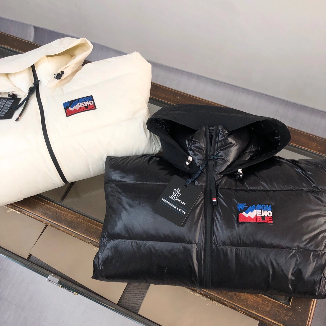 Moncler Down Jackets TravelReady 146226