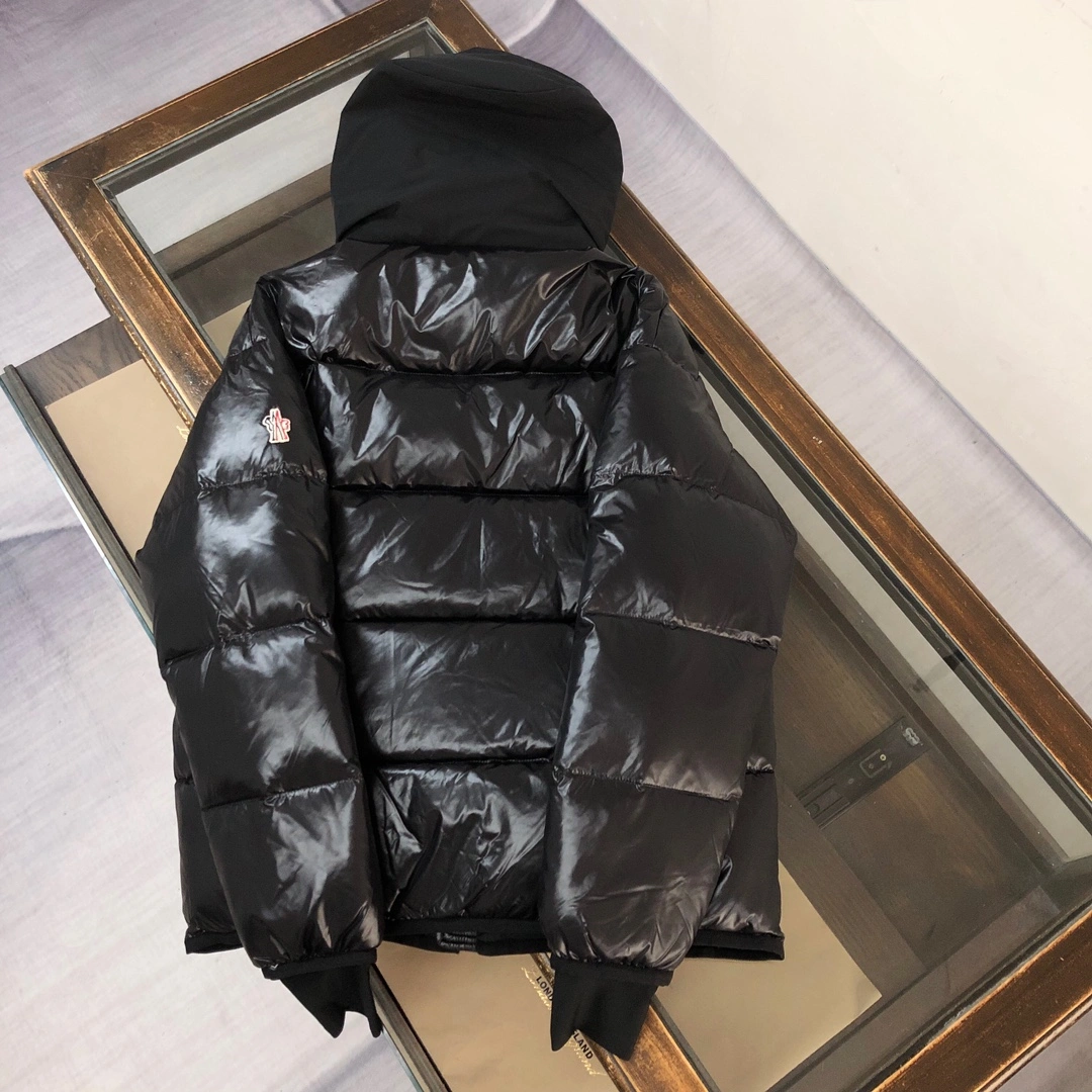 Moncler Down Jackets TravelReady 146226