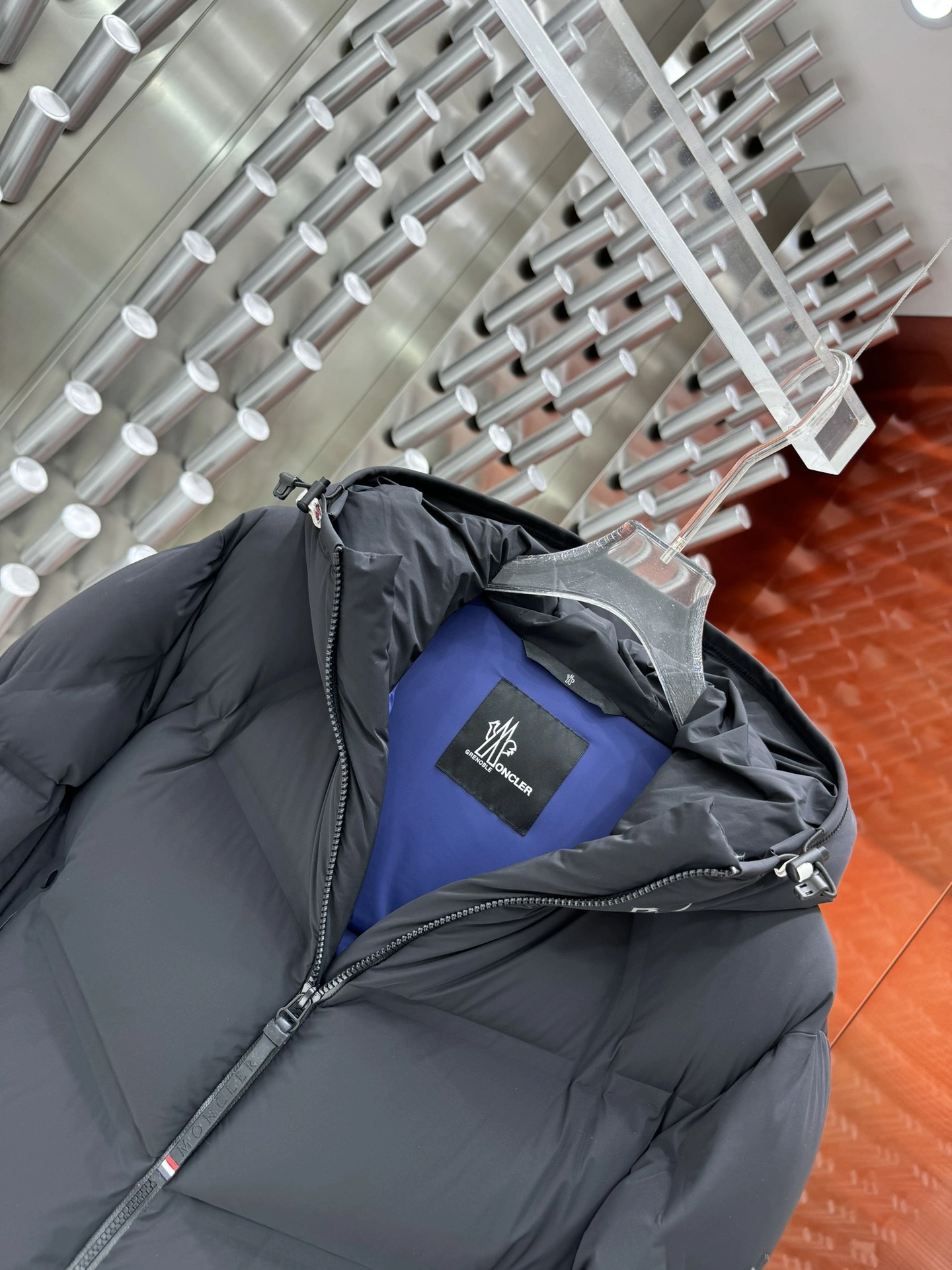 Refined Moncler Down Jackets 146223