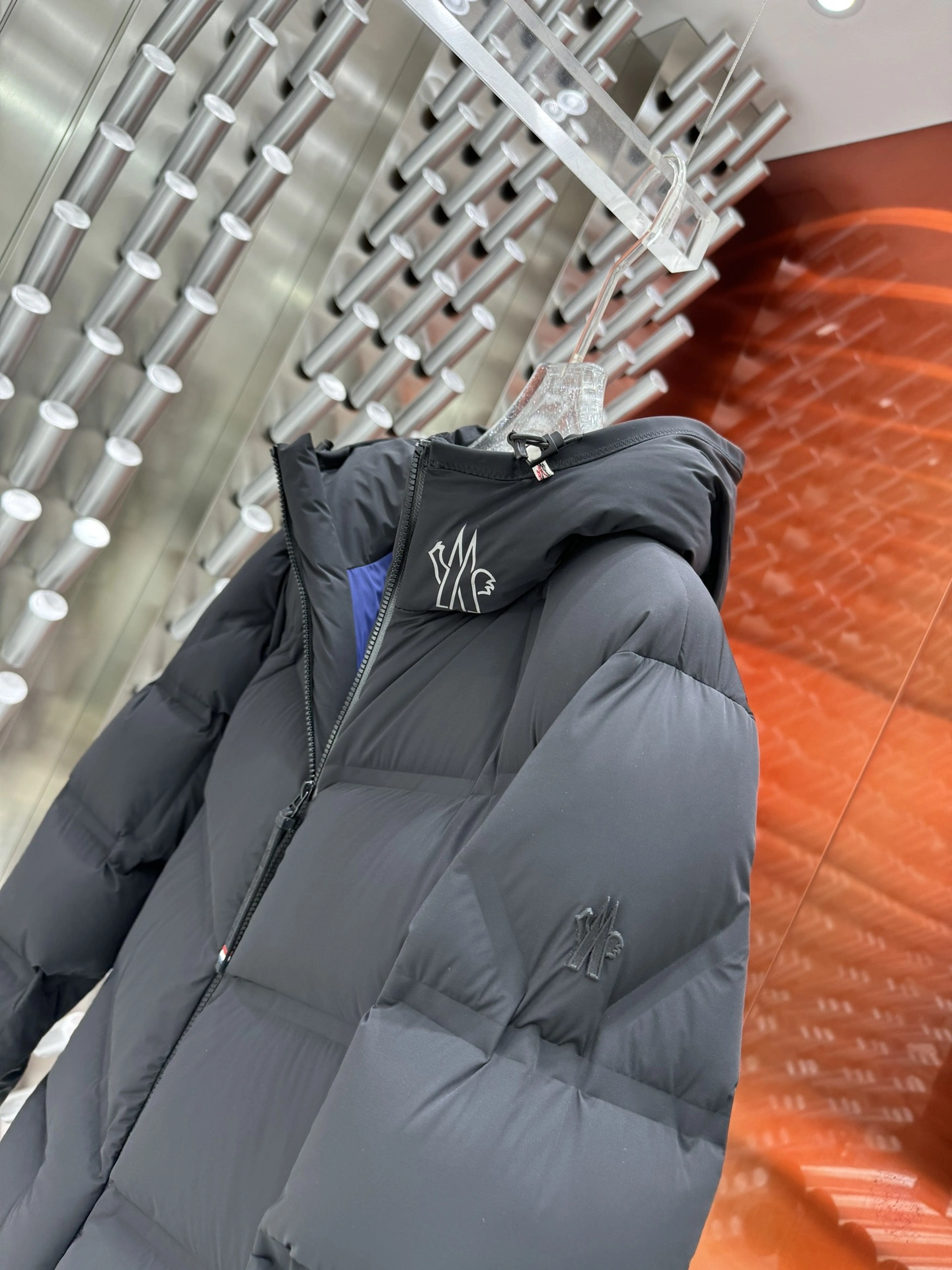 Refined Moncler Down Jackets 146223