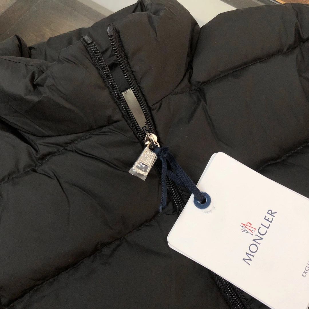 Moncler Down Jackets Tailored 146214