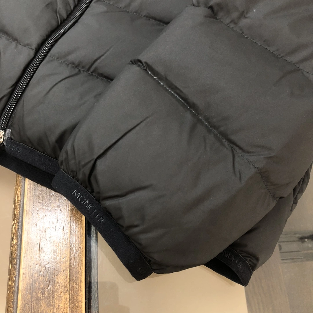 Moncler Down Jackets Tailored 146214