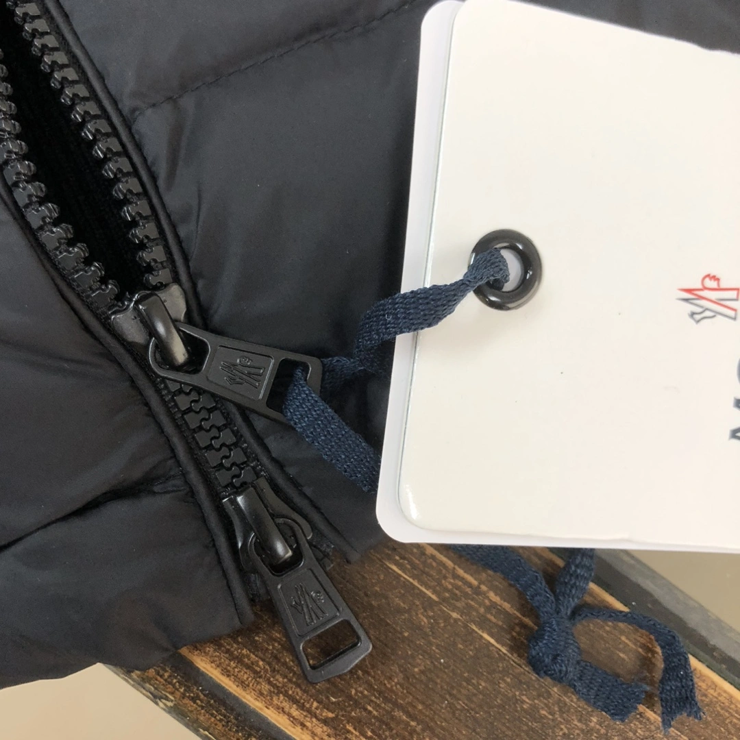 HighQuality Moncler Down Jackets 146218