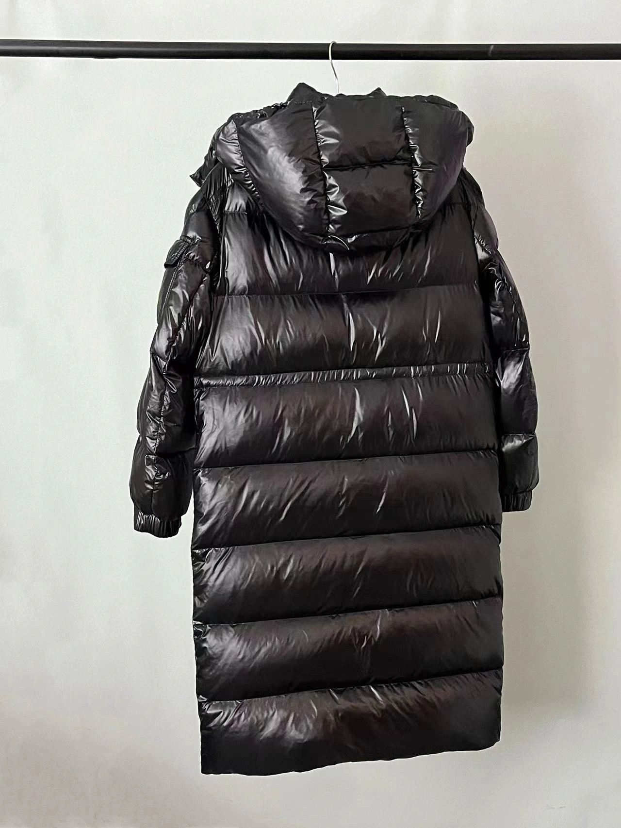 Moncler Down Jackets Unique 146207