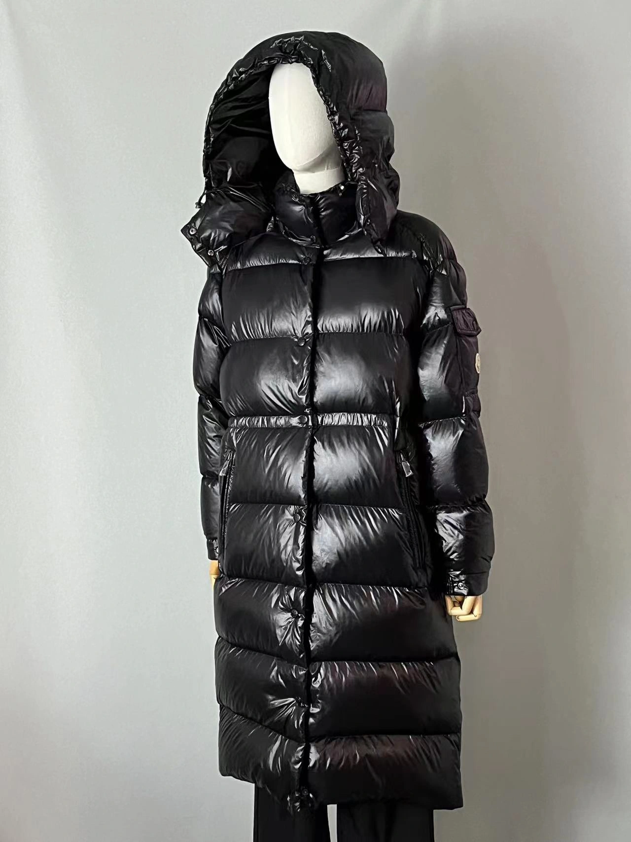 Moncler Down Jackets Unique 146207