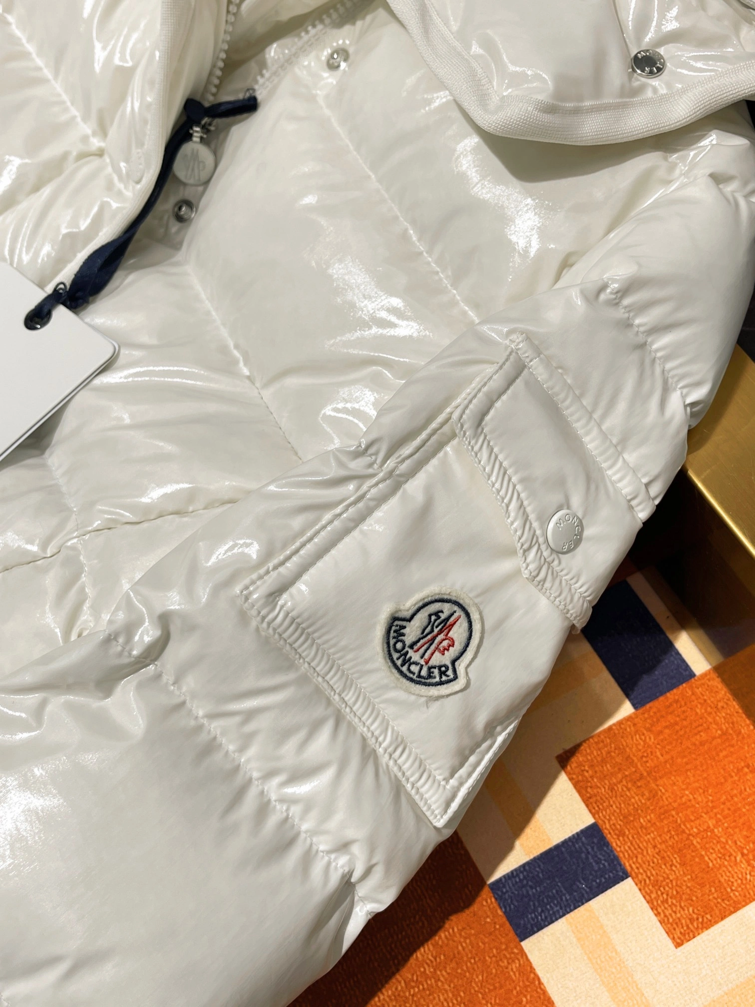 Moncler Down Jackets Unisex 146215
