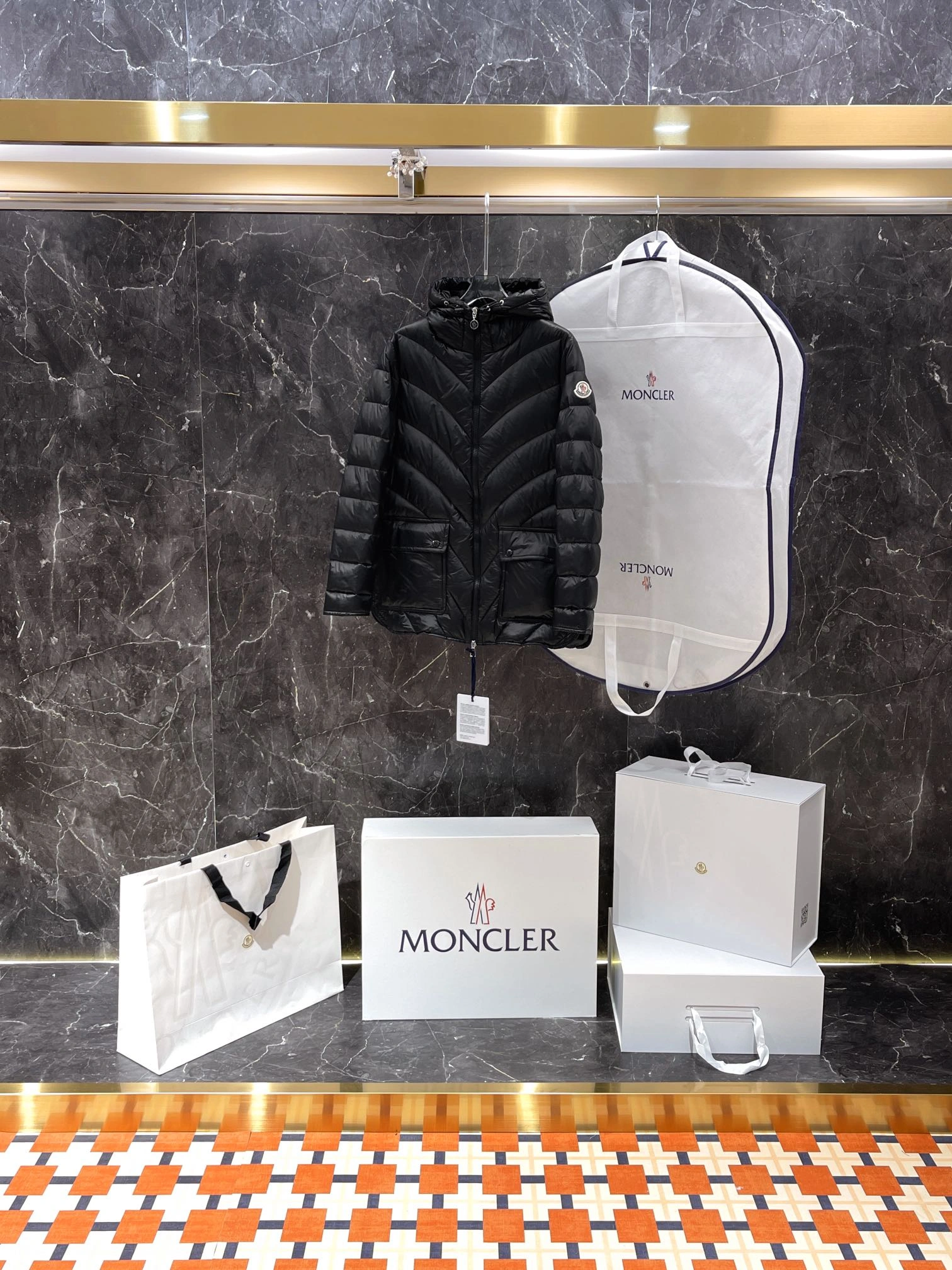 Moncler Down Jackets Efficient 146220