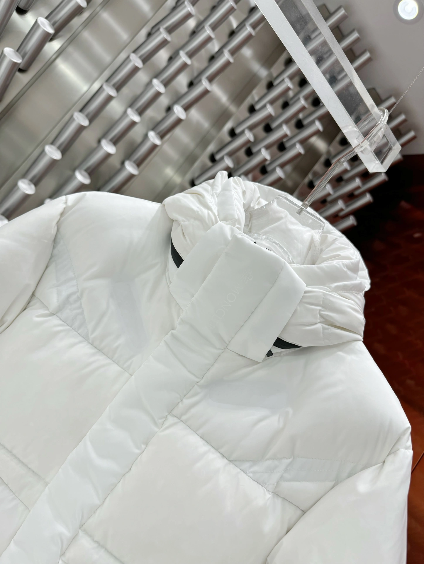 EyeCatching Moncler Down Jackets 146204
