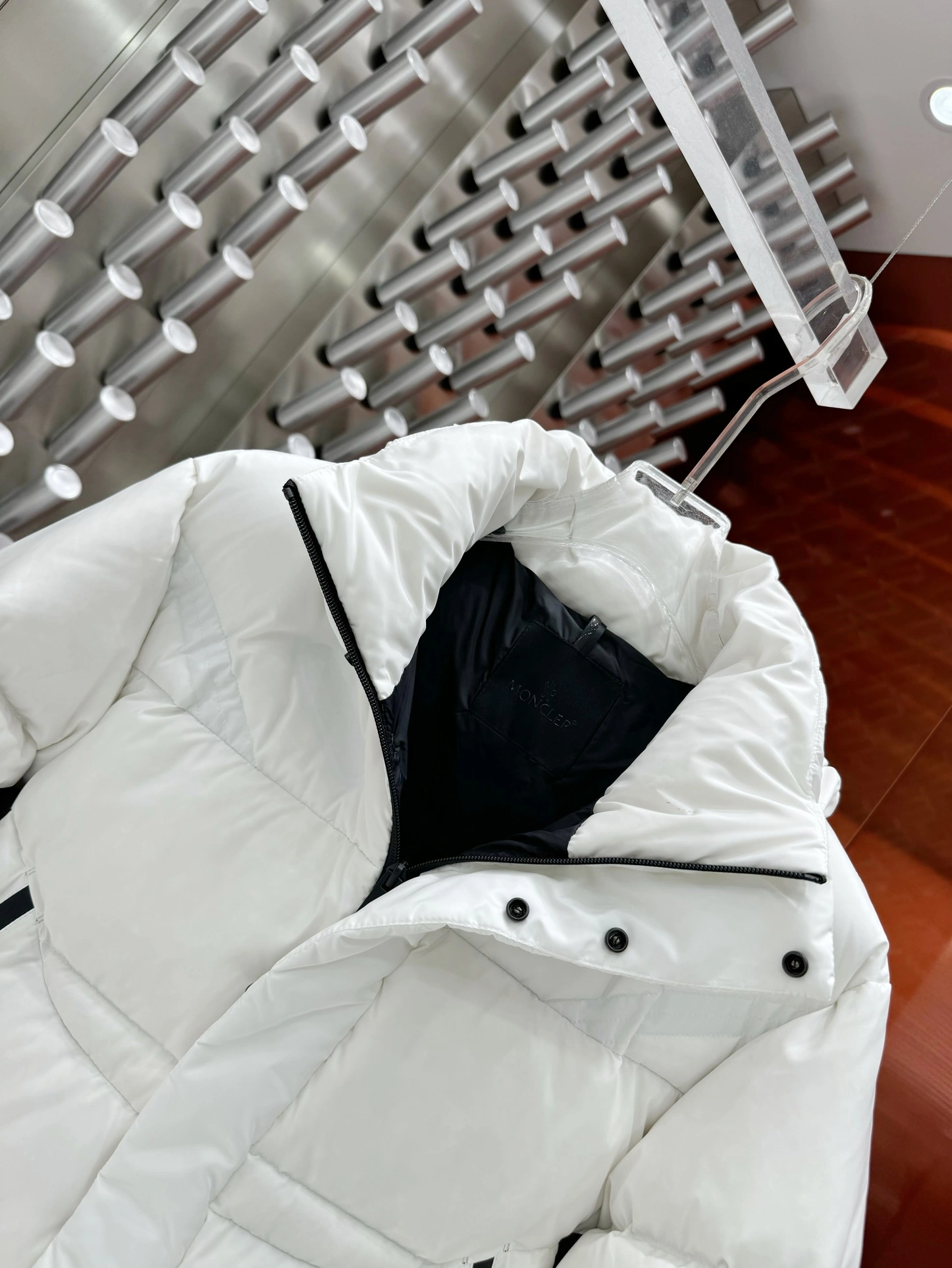EyeCatching Moncler Down Jackets 146204