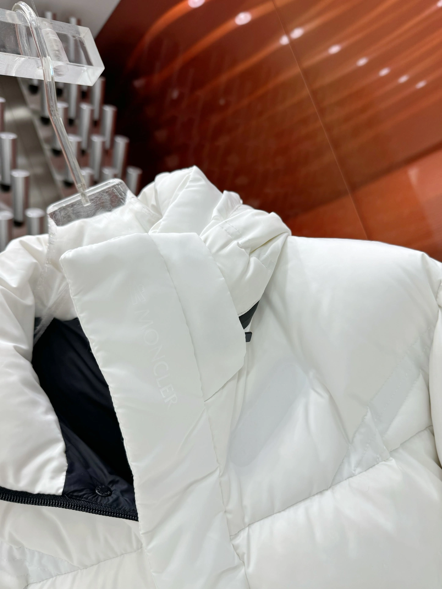 EyeCatching Moncler Down Jackets 146204