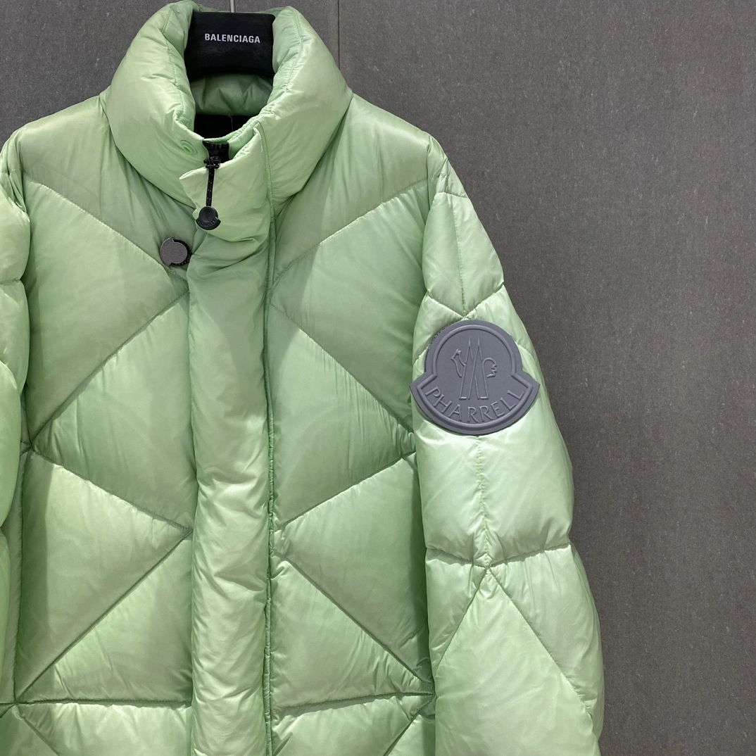 EasyMatch Moncler Down Jackets 146212