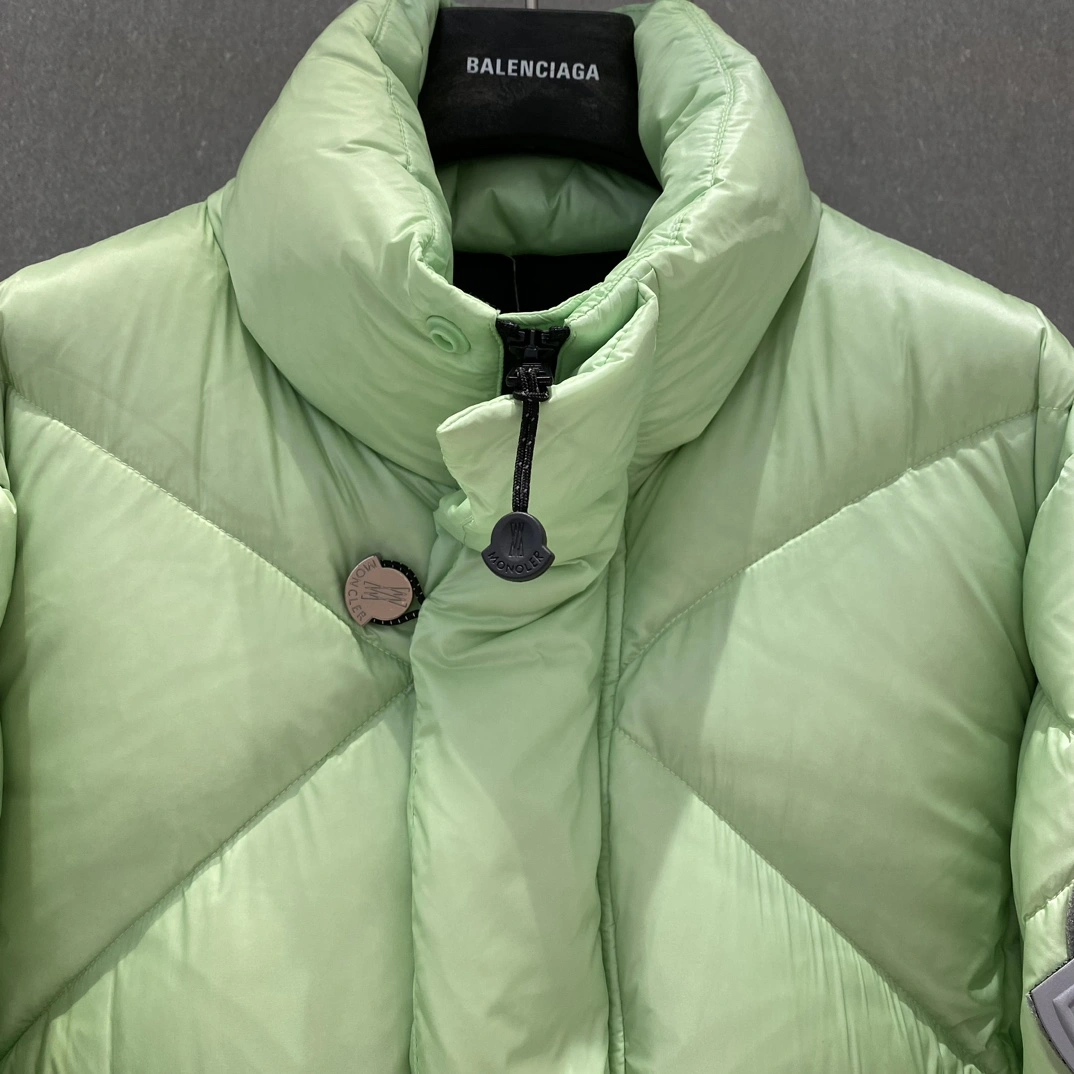 EasyMatch Moncler Down Jackets 146212