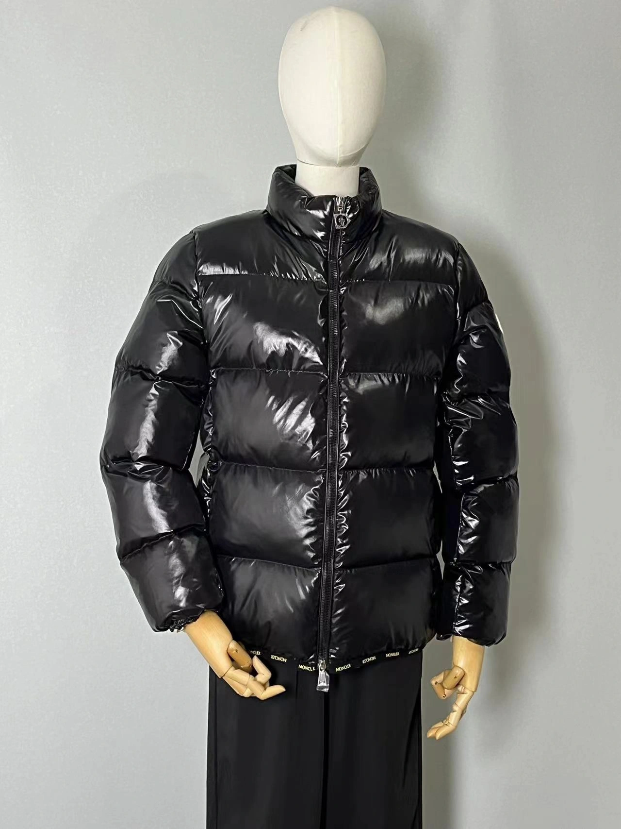 Unisex Moncler Down Jackets 146198