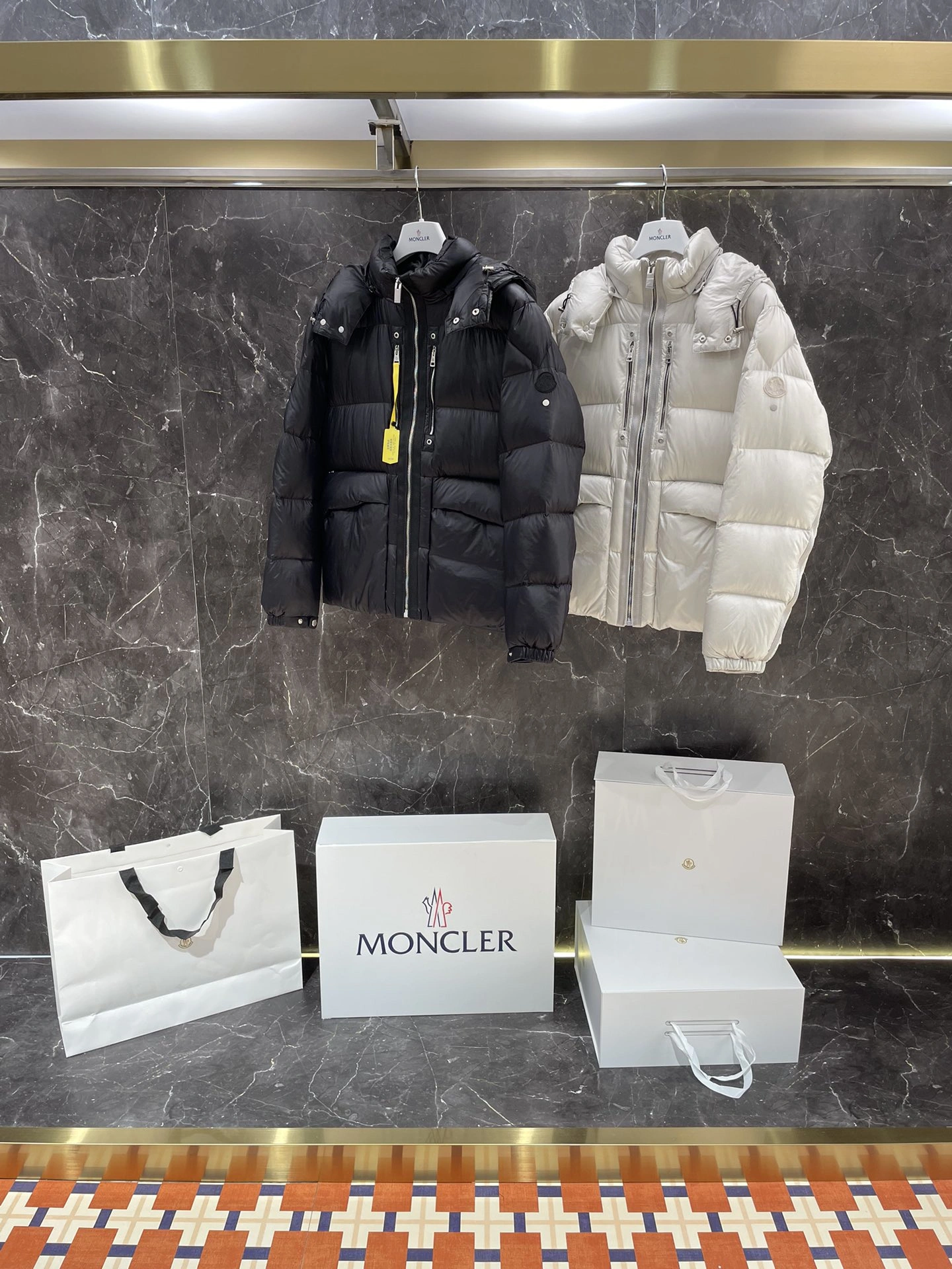 Moncler Down Jackets Lightweight 146197