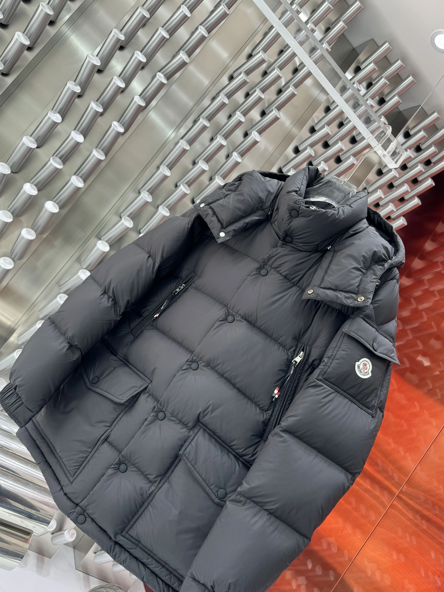 Moncler Down Jackets Neat 146191