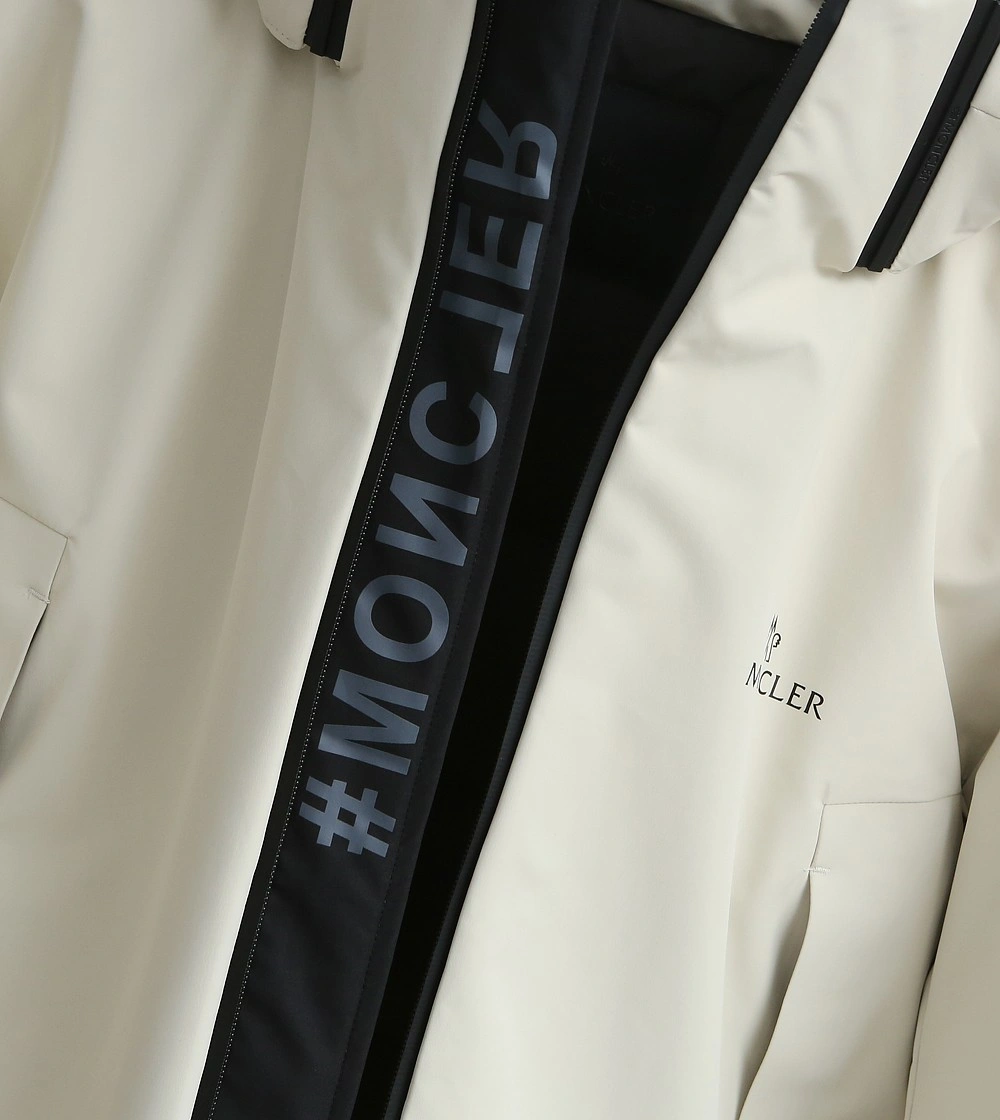 Bright Moncler Down Jackets 146186
