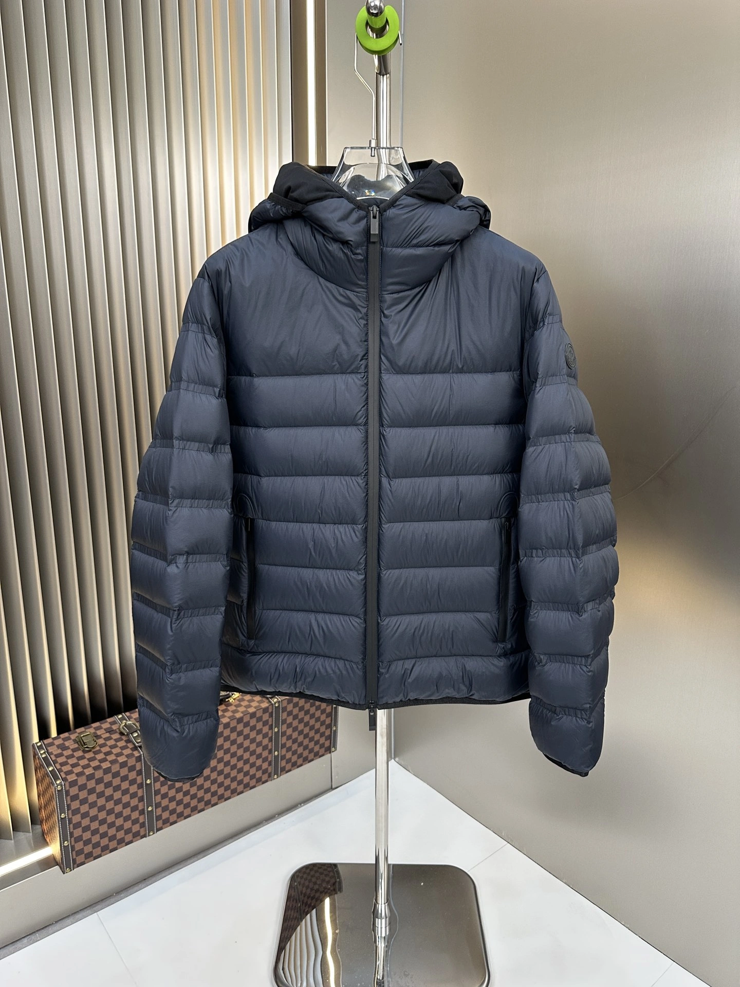 EasyCare Moncler Down Jackets 146165
