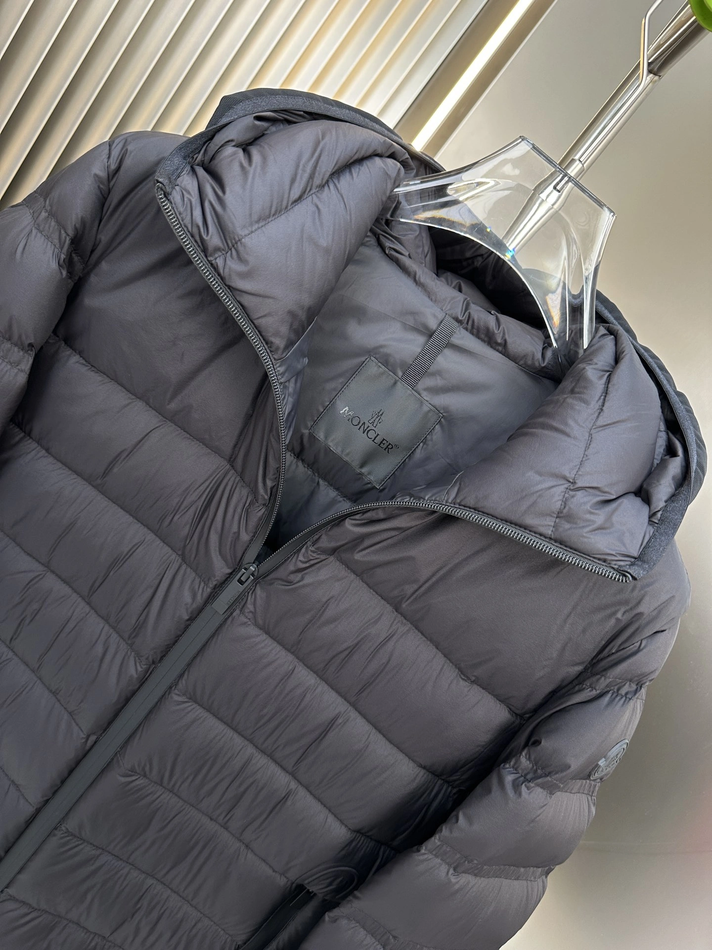 Moncler Down Jackets EasyCare 146175