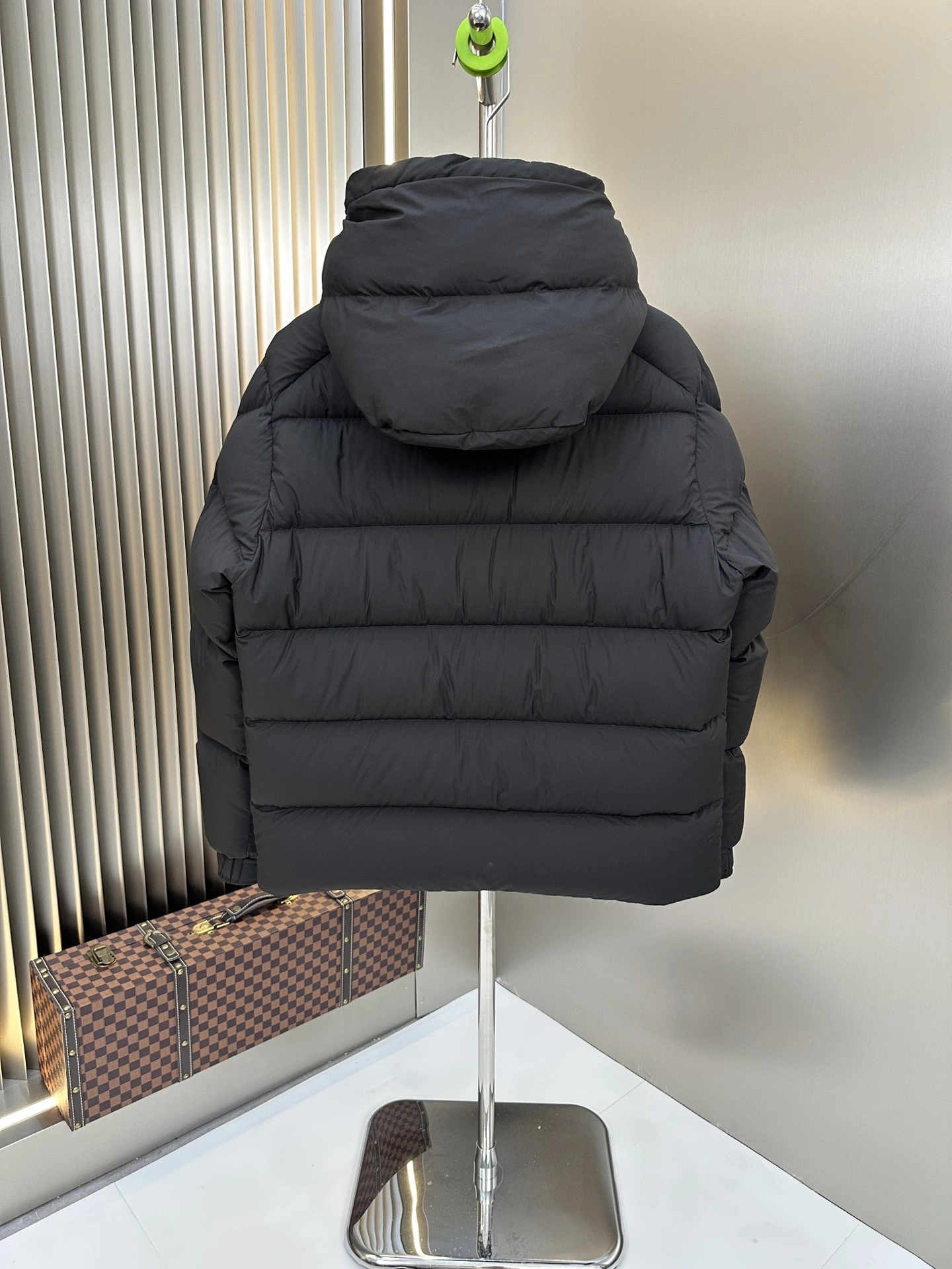 RelaxedFit Moncler Down Jackets 146173