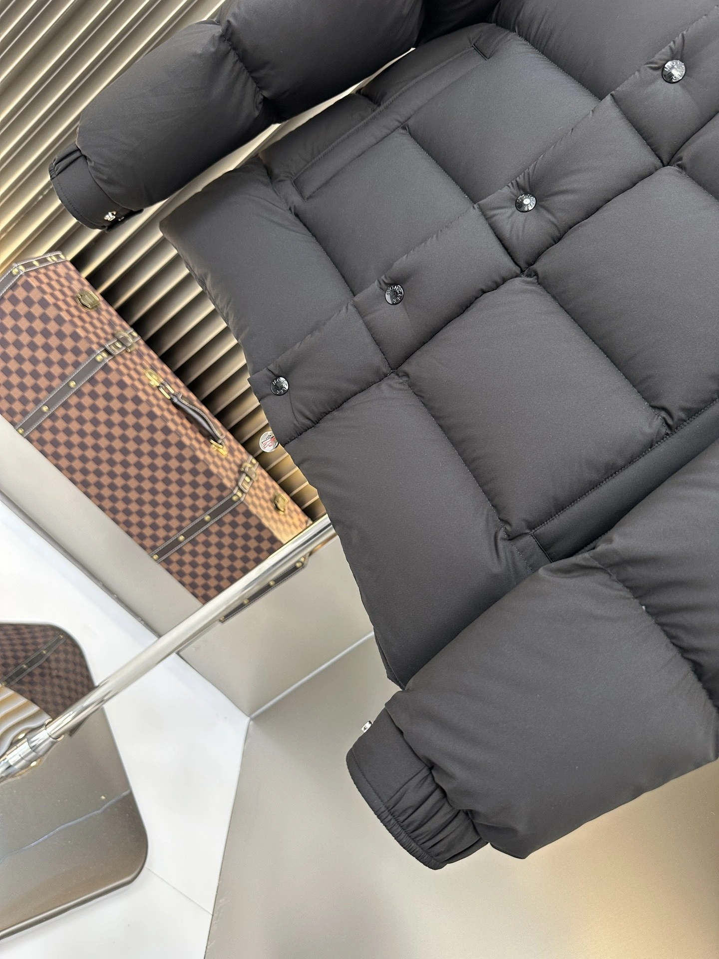 RelaxedFit Moncler Down Jackets 146173