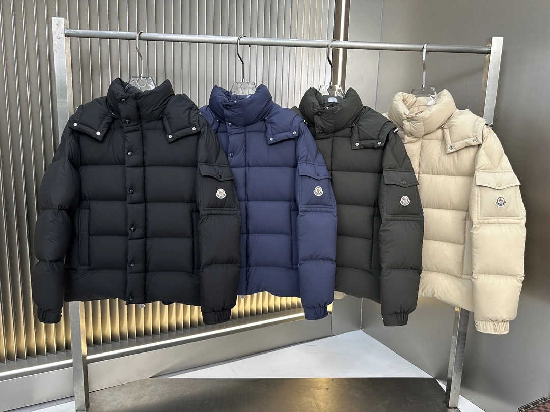 Bright Moncler Down Jackets 146180