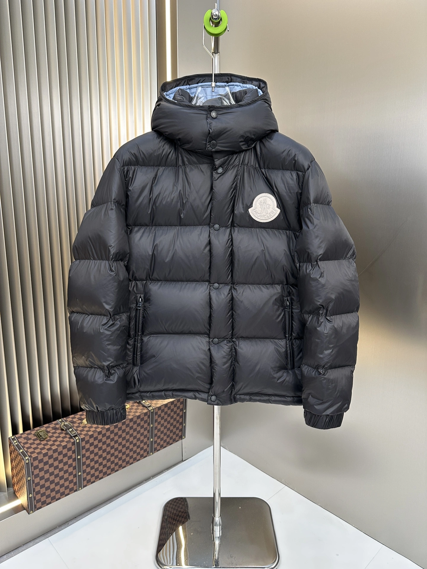 Original Moncler Down Jackets 146179
