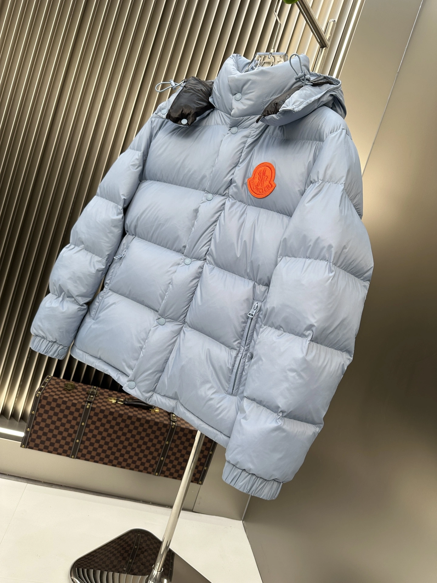 Moncler Down Jackets Bright 146171