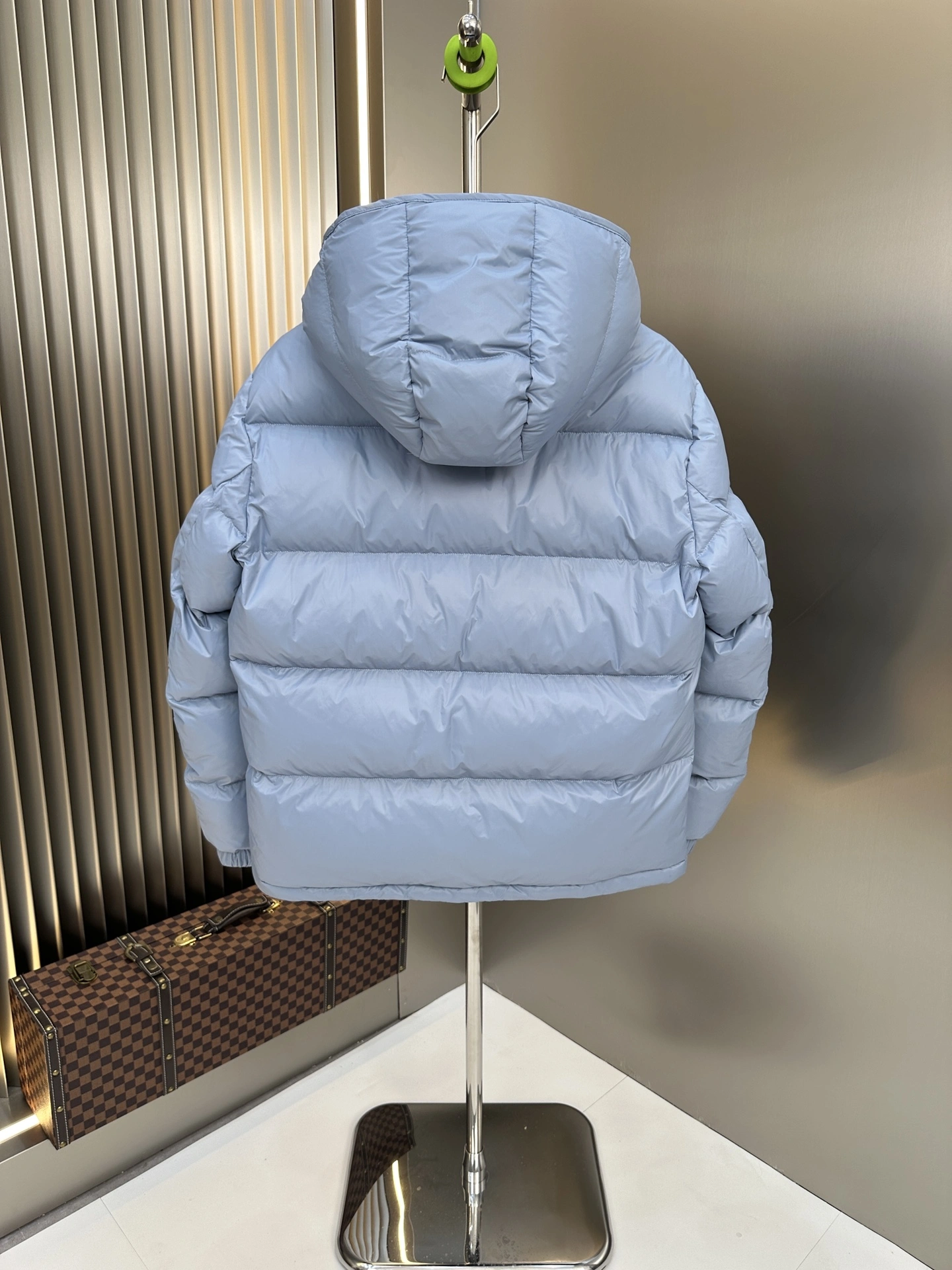 Moncler Down Jackets Bright 146171
