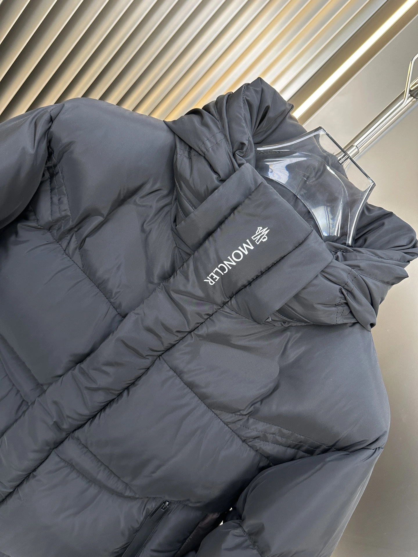 Reliable Moncler Down Jackets 146163