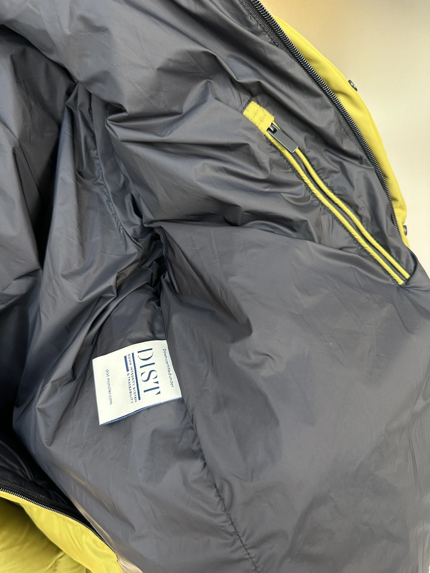 Moncler Down Jackets Sustainable 146169