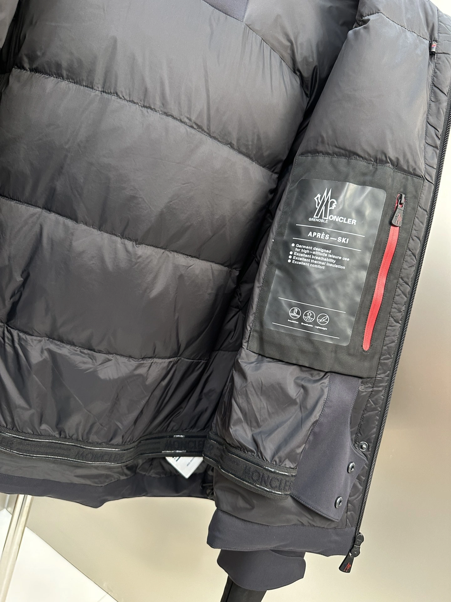 Moncler Down Jackets Stylish 146185