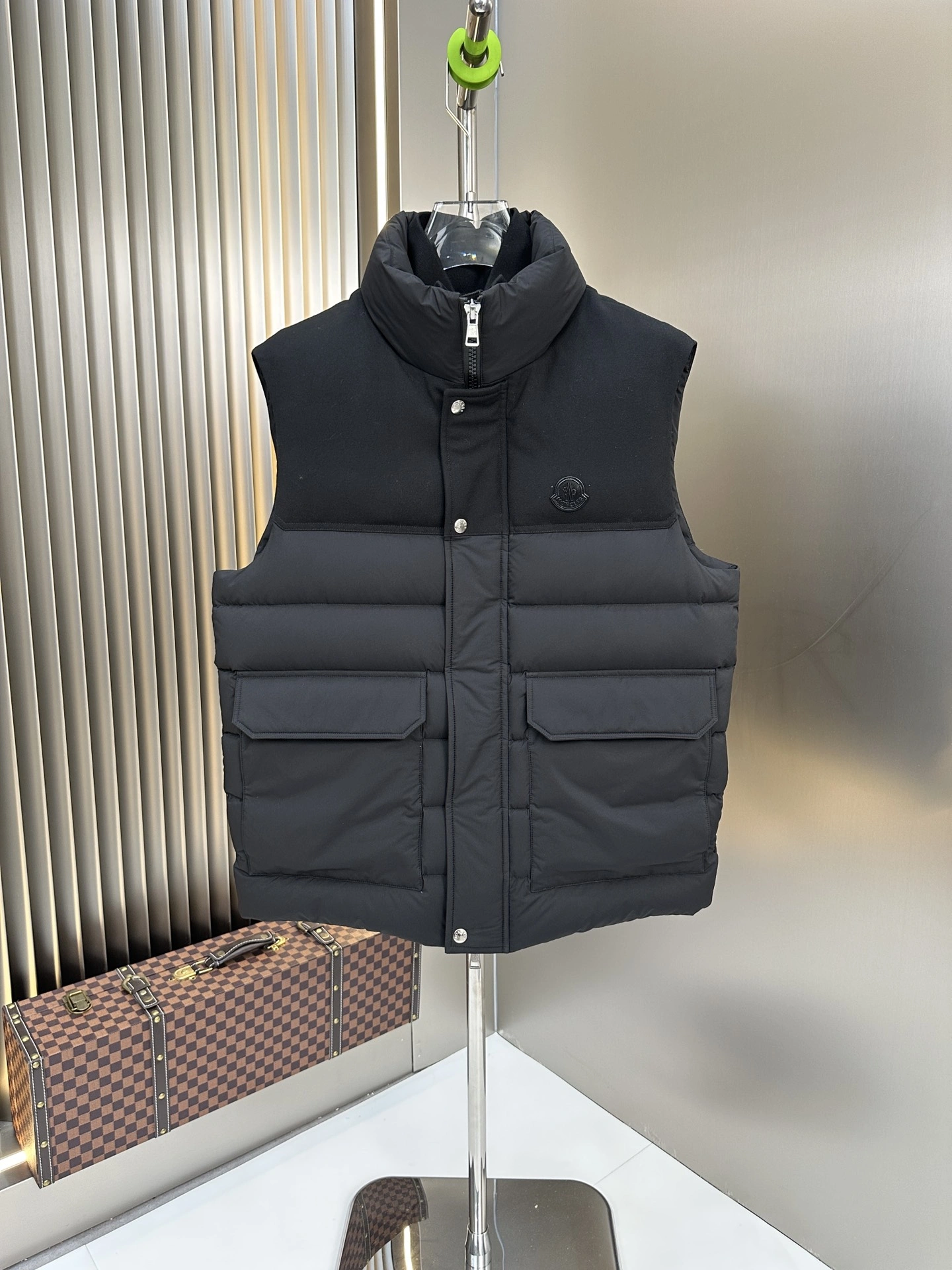 Moncler Down Jackets Reliable 146160