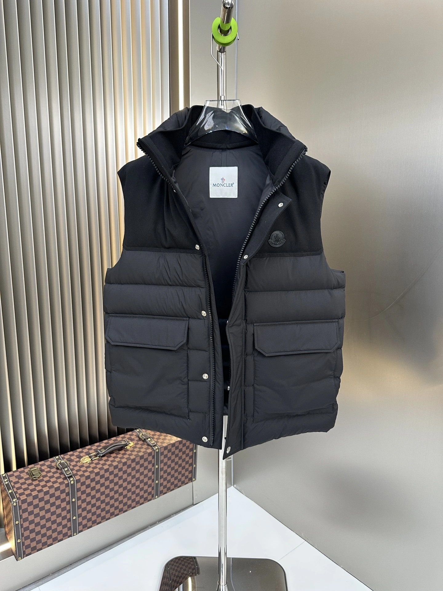 Moncler Down Jackets Reliable 146160