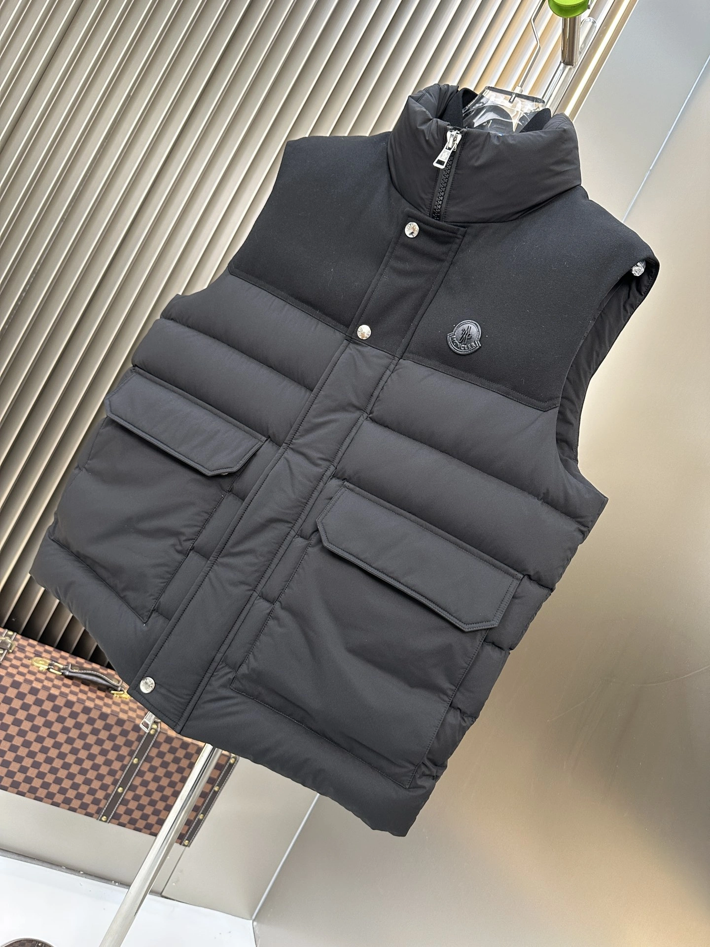 Moncler Down Jackets Reliable 146160