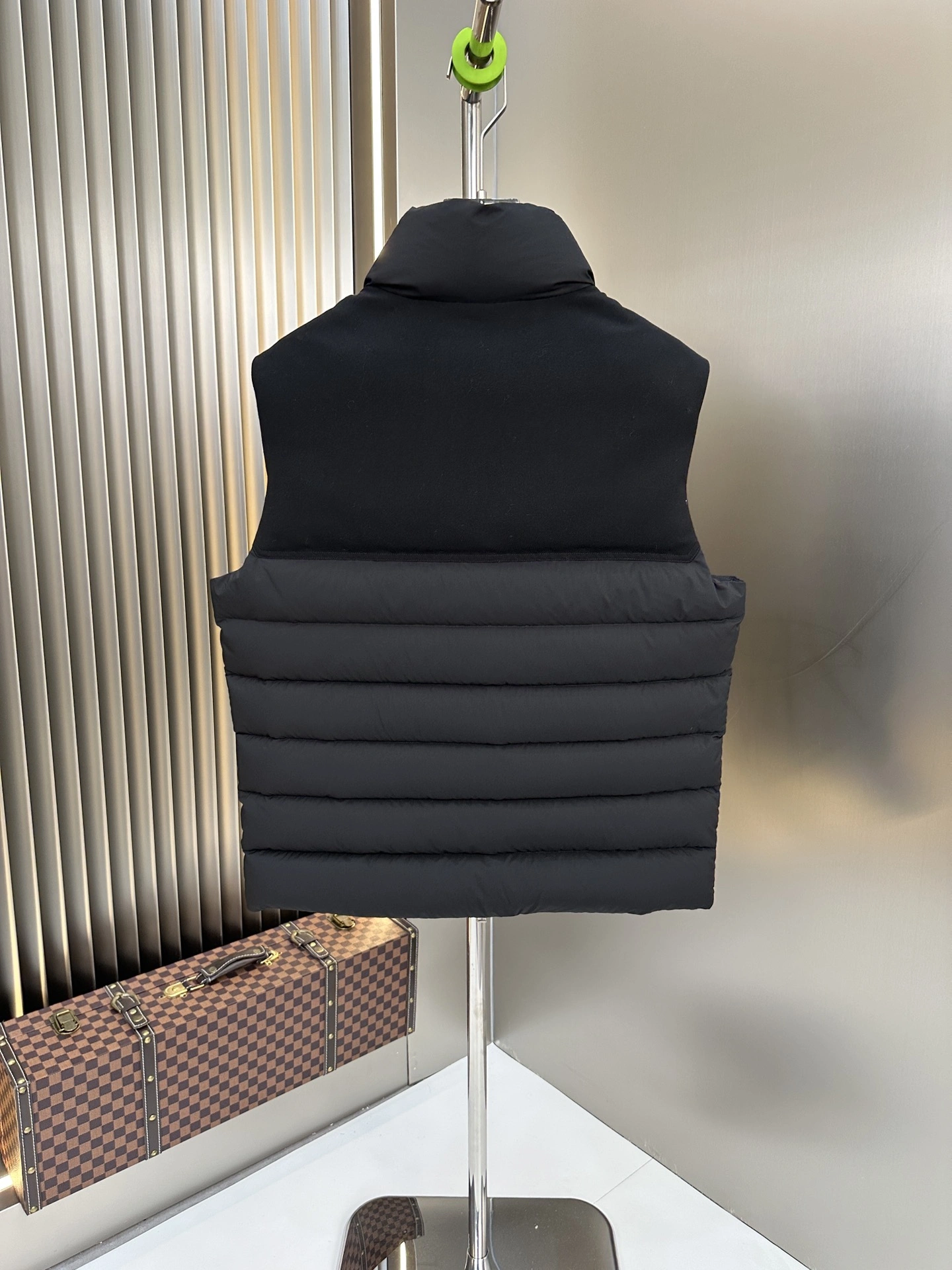 Moncler Down Jackets Reliable 146160